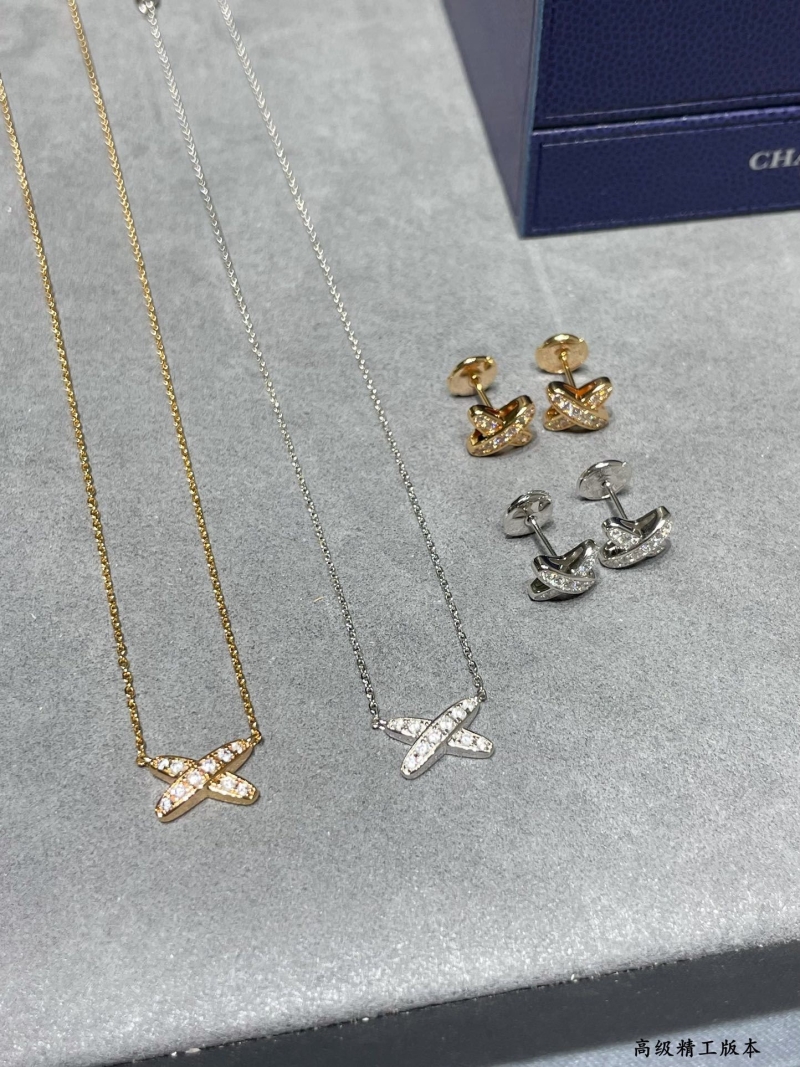 CHAUMET